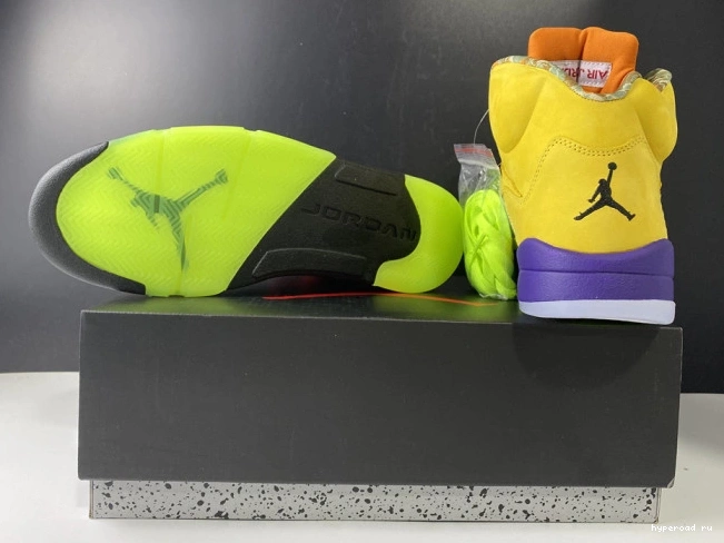 The What CZ5725-700 5 Retro Jordan 1001